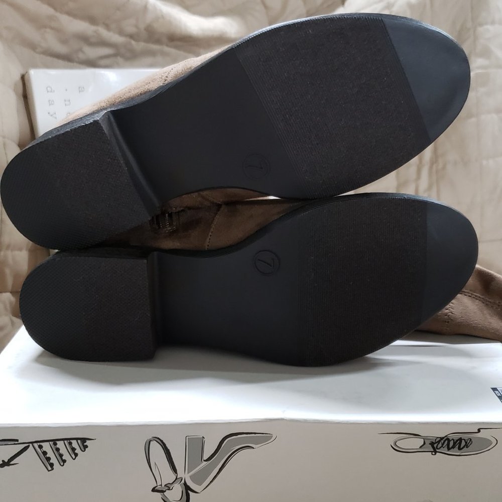 A New Day Women's Sidney Tall Boot Size 7M - Picture 5 of 7